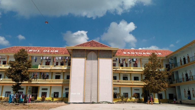 Profil Pondok Pesantren Darul Ulum Banyuanyar Pamekasan Madura