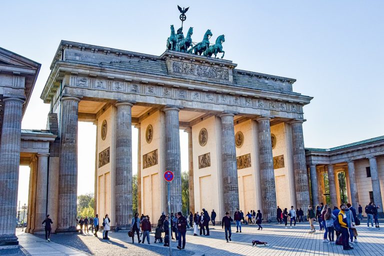 gerbang Brandenburg di Berlin, Jerman