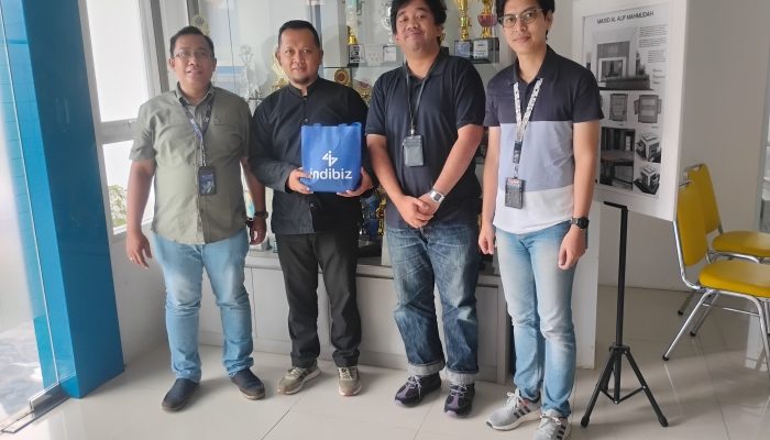 Telkom Wujudkan Sekolah Cerdas di SMK Budi Mandiri Sumedang