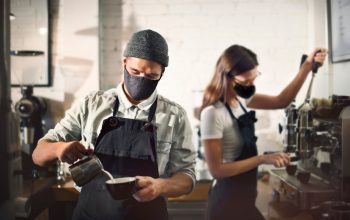 5 Alasan Kenapa Bisnis Cafe Wajib Investasi Mesin Kopi Berkualitas