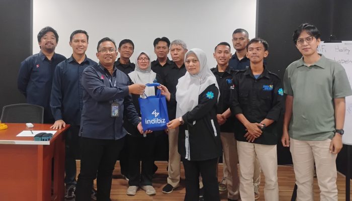 SMK Islamic Center Cirebon Gandeng Fiber Academy Bandung untuk Pelatihan Guru