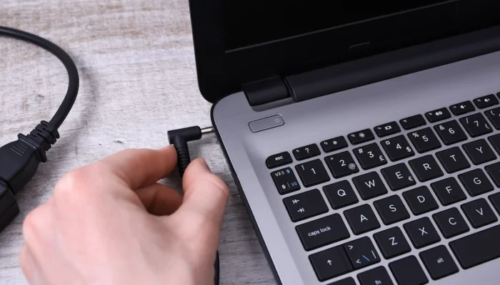 Cara Menghemat Baterai Laptop agar Tahan Lebih Lama