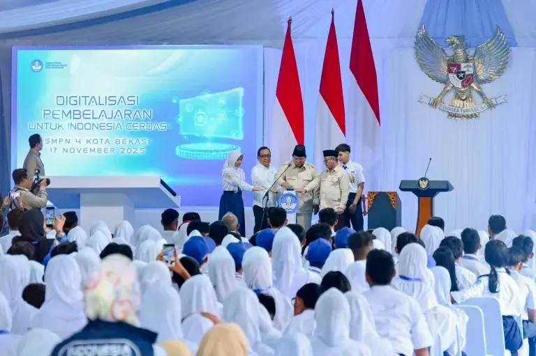 Peresmian Program Digitalisasi Pembelajaran untuk Indonesia Cerdas bersama Presiden RI, Prabowo Subianto