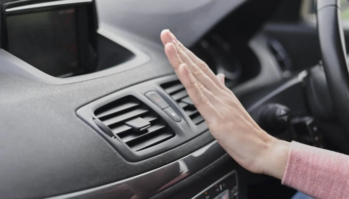 Rahasia Bengkel AC Mobil Cibubur, Rekomendasi untuk Cuci Evaporator dan Isi Freon agar AC Mobil Dingin Maksimal Tanpa Bau