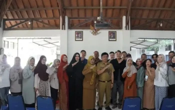Pendampingan digitalisasi dan legalisasi usaha bagi pelaku UMKM di Kecamatan Gedebage