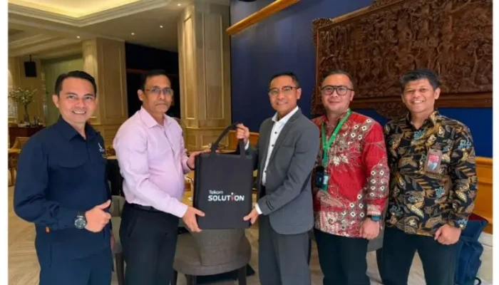 Rayakan HUT ke-61 Telkom, GM Telkom Witel Jakarta Inner Sambangi The Ritz-Carlton Mega Kuningan, Rajut Sinergi Digital untuk Industri Hospitality