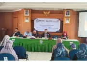Suasana Pelatihan Pembinaan UKM bertema "Strategi Branding dan Merek: Mengamankan Aset Bisnis dari Plagiarisme" di Aula Kelurahan Sukabumi Utara, Jakarta Barat, yang digelar Telkom Witel Jakarta Inner.